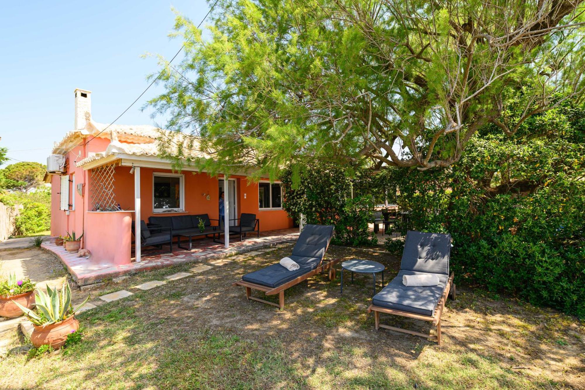 Salty Noses Beach House Paradise Perfect For Families Pírgos Dış mekan fotoğraf
